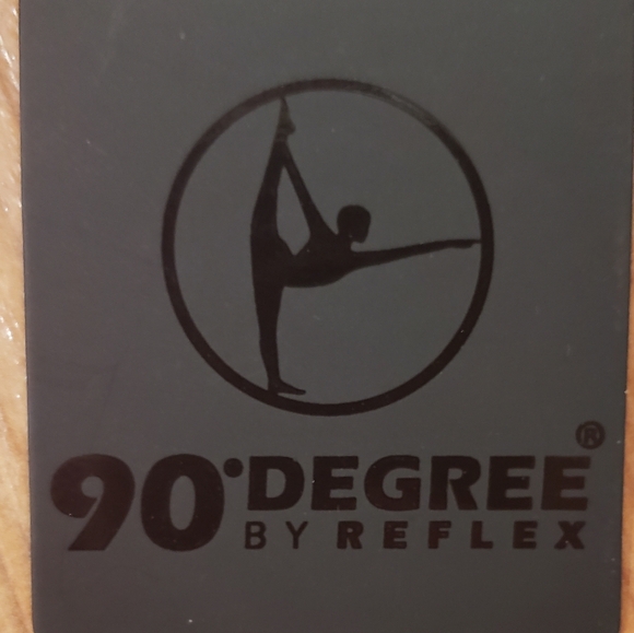 NWT Sports Top - Picture 5 of 5